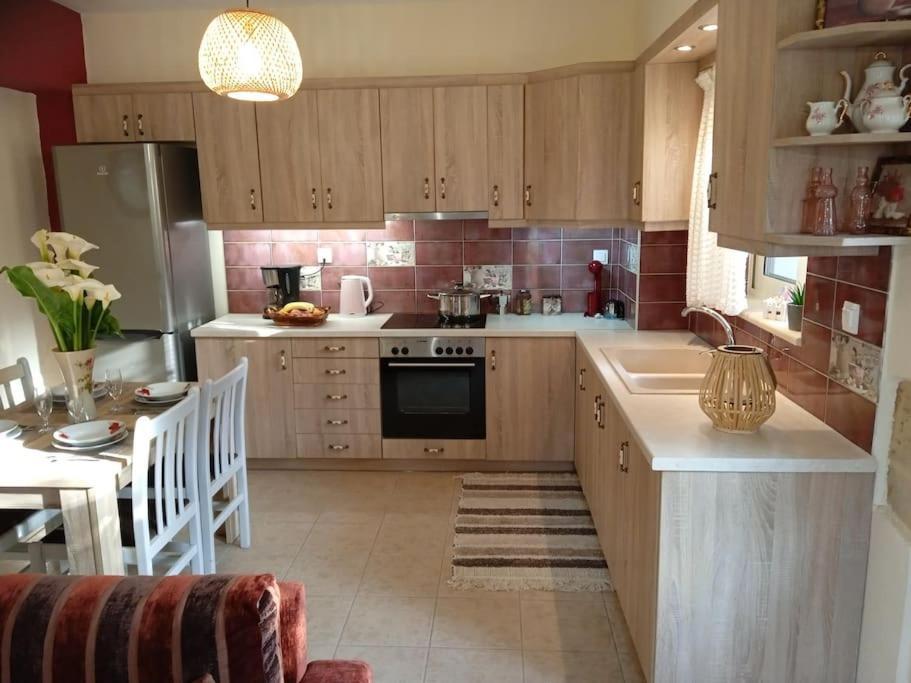 Thea'S Country House آيرأوبوليس المظهر الخارجي الصورة